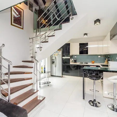 Mikica - Four Bedroom Duplex With Terrace And Partial Sea View Apartman