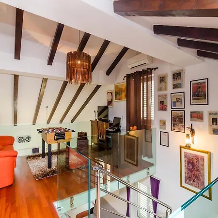 Mikica - Four Bedroom Duplex With Terrace And Partial Sea View Dubrownik