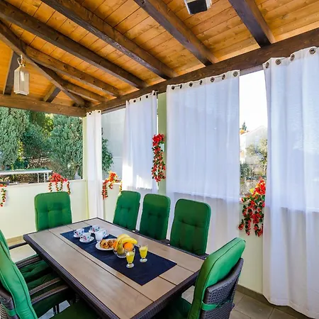 Mikica - Four Bedroom Duplex With Terrace And Partial Sea View Dubrovnik