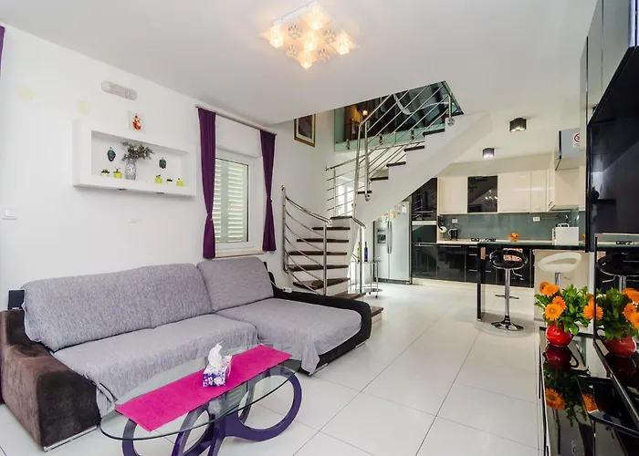 Mikica - Four Bedroom Duplex With Terrace And Partial Sea View Apartament Dubrownik