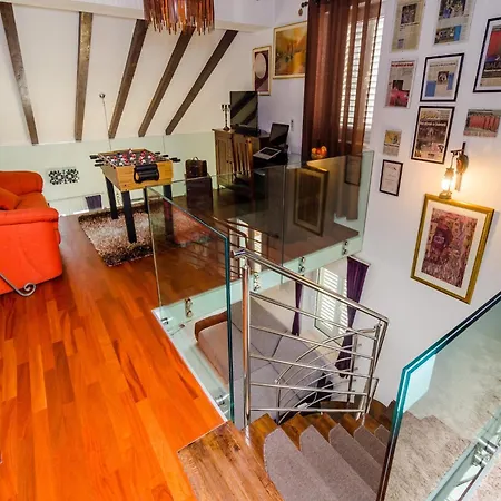 Apartment Mikica - Four Bedroom Duplex With Terrace And Partial Sea View
